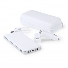 Power Bank Set Power Bank 8000 mAh 2 USB Ausgänge Micro USB Eingang. Autoladegerät 2 USB Ausgänge 2100 mA. USB Ladegerät 1000 mA. Kabel Inklusive