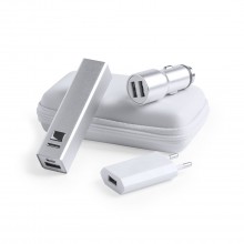 Power Bank Set USB Autoladegerät 2 USB Ausgänge 2100 mA 2 Funktionen. USB Ladegerät 1000 mA. Kabel Inklusive Anschluss Micro USB, Typ C und Lightning